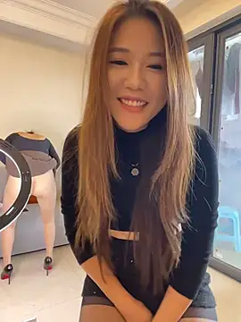 Mia999 - 户外假鸡吧抽插1分钟