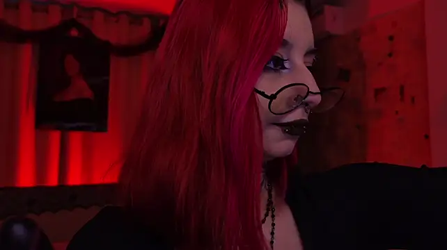 Mistress__Marcelline - Let me clean ur nylon feets, mistress