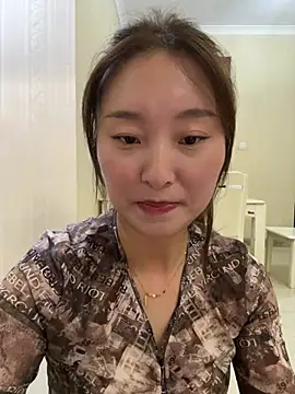 Lianer_520 - 平台首秀，希望哥哥们多多支持莲儿！