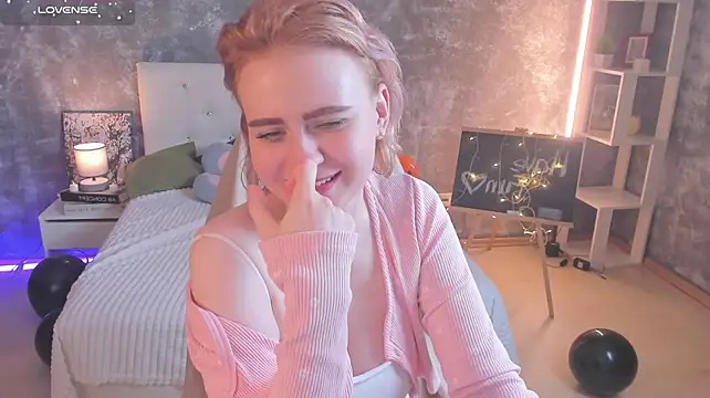 Shiny_Liss - Oil massage naked boobs