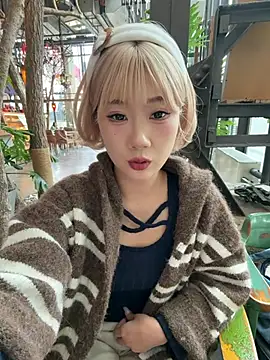Pinnnnnk - 今日无票，目标达成上空（不脱外套）