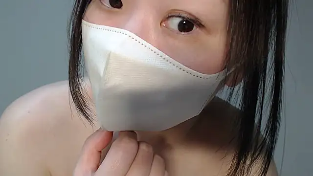 Hika-Channel - クリ飛び出しそうなパールパンティ履く