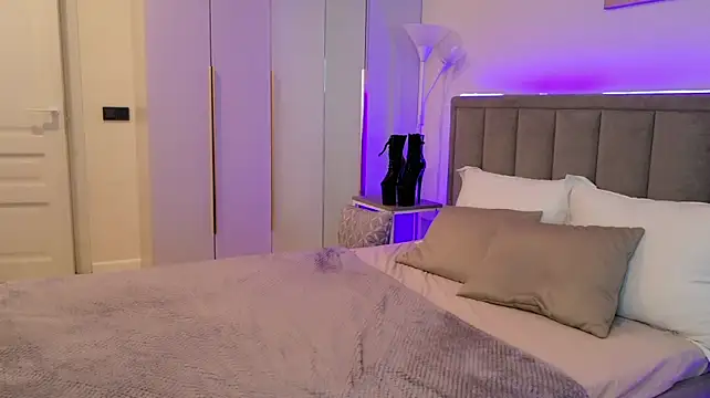 Trophy_x_W1fe - Bj tease + saliva on tits