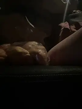 Viktoria_davis_ - 🍑spank the butt 5 times🍑