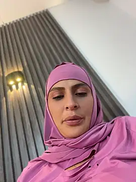 Aisha_k - Naked tease 5 min 👀