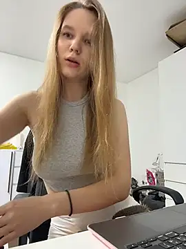 Ketitull - TOPLESS
