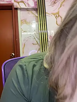 CristalGmez - FUCK MY PUSSY CUM? 😈😈