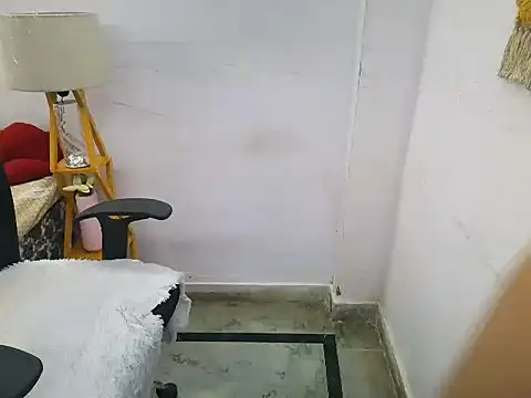 Hey_Daisy - remove bra