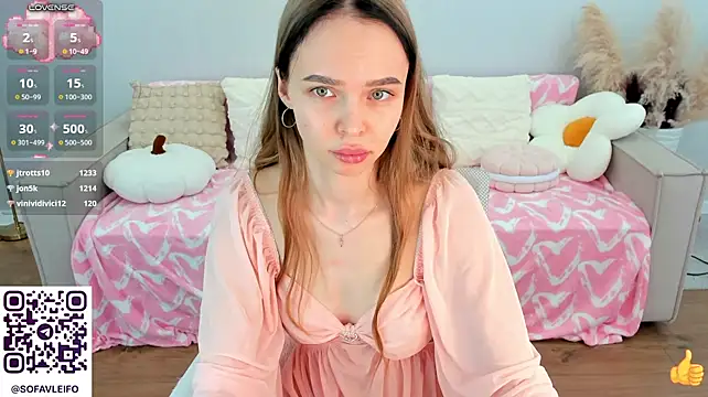Sofa_Vleifo - massage of naked tits near the camera