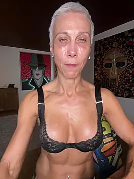 GymQueenCarmen - Hampelmänner 5x🏋️‍♂️