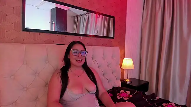Hannabackerr - SEXY DANCE NAKED