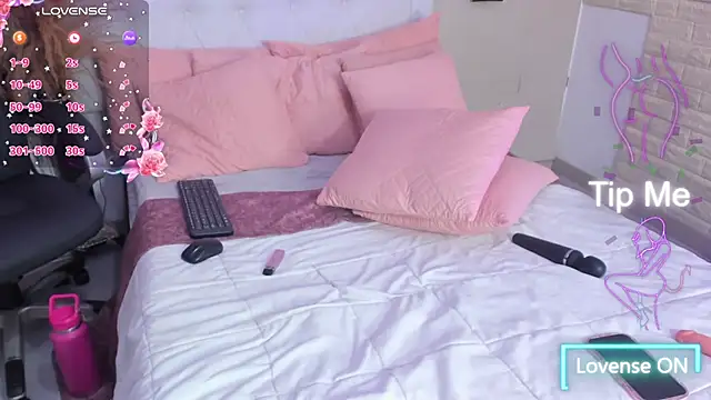 Ariana__rosse - suck dildo