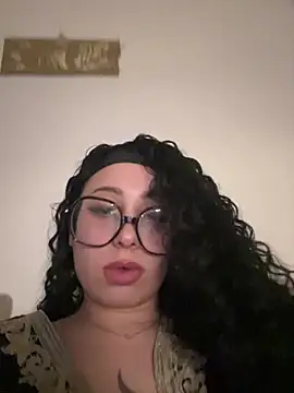 Queenlo_xxx - gagne 2 vidéos très HARD🔥