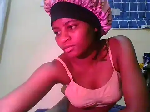 Petite_girl6 - lets have fun bby
