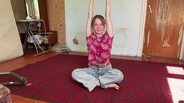 BrittanyLebowitz - Assemble the ponytail