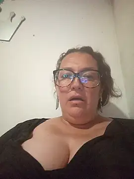 _Saraqueen-- - plug anal 4 min control domi last tip