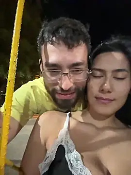 Two_Shades - SUCK DICK IN PUBLIC PARK