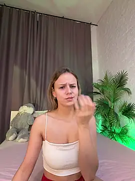 WendyDolie - Red ass