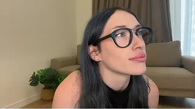 Kelly_Berry__ - spit on my pussy and spank it