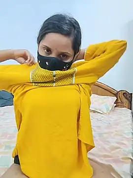 Your___Riya - Pussy flash in public 🌺💋