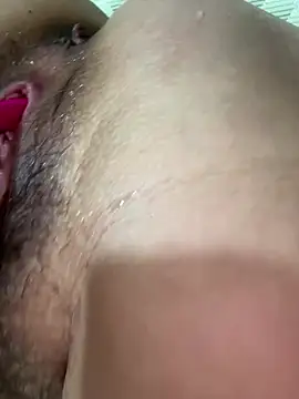 Yaoyao56789 - 瑜伽高难度动作自慰喷水裸体高潮