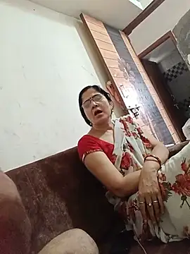 Priyabhabhicpl - किस