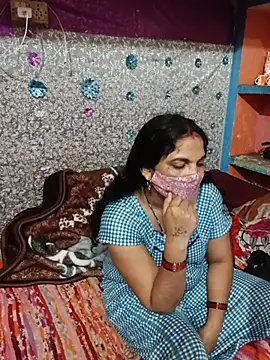 Priyanka_hot88 - Follow in Instagram