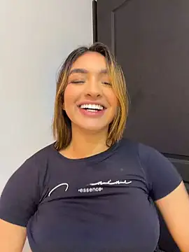 Jenn_fit - PINCH NIPPLES