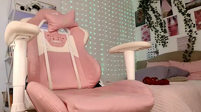 Lily_Flores - DILDO RIDE