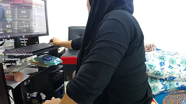 Sabag_luchh - Oil show in tits and ass