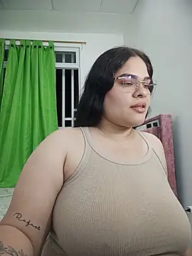 NinaFuentes2X - full naked