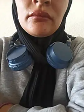 MisyonerNur - Dışarıda göğüslerini aç 😅
