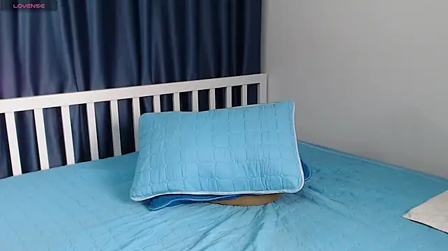 Busty-Thaiger - SQUIRT SHOW