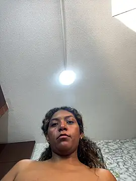 Nicollesofia2 - 2 finger in ass