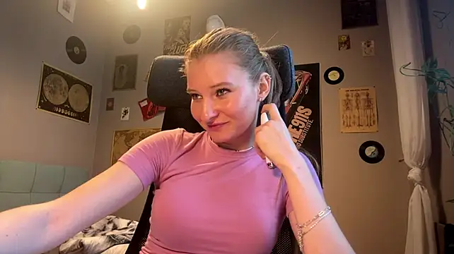 EllyCerry - suck finger with eye contact