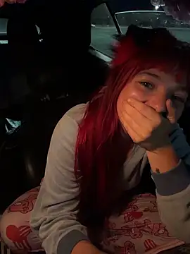 Princessmoon129 - 🤭 SUCK DILDO ON STRANGERS CAR 🤭