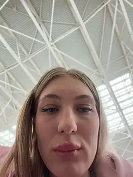 JessiTous - make my big ass red)