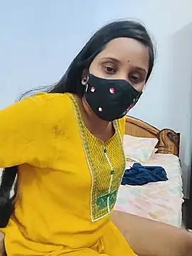 Your___Riya - Pussy flash in public 🌺💋