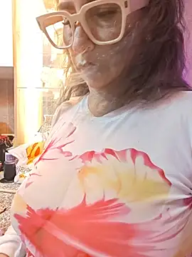 Lossexycacha - Take your tits out on the balcony. risky
