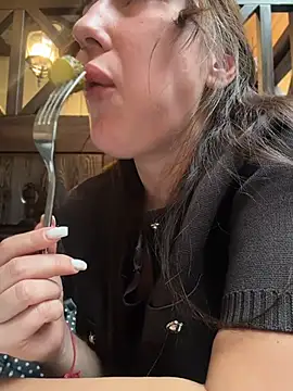 AleksandraRich - Masturbation 2-3 fingers in the pussy🔥