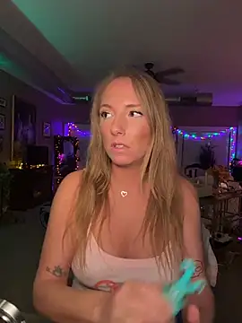 Prettymouthpeach - Cum show 🎟️