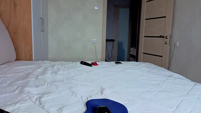 Helen198705 - French kiss