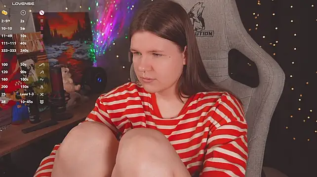 Cuteamberlyyy - DILDO IN PUSSY