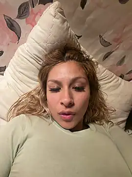 JessyAfterDark - Strip me naked babyy