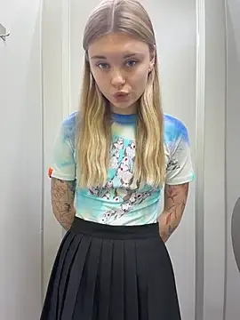 -MiaKitty