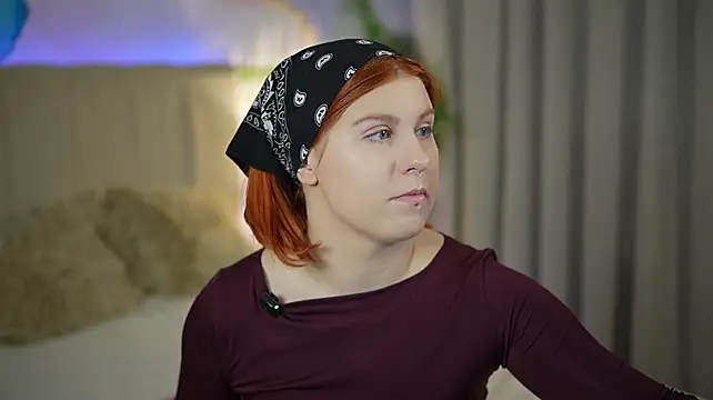 GingerPinky - get naked
