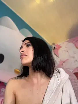 Kendall_LS - show ass 🍑