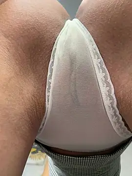 MiloTheName - put finger in my pussy