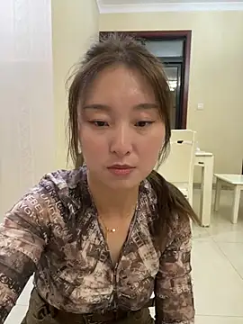 Lianer_520 - 平台首秀，希望哥哥们多多支持莲儿！