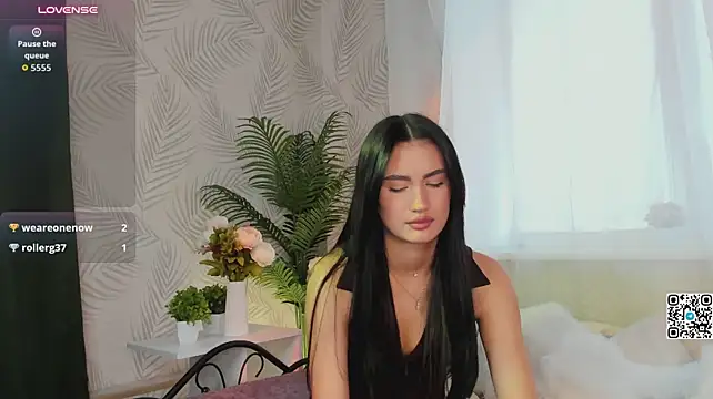 Adele_Lanea - tease with legs